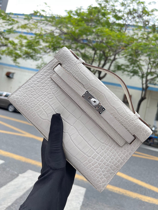 Amelia - HMS Bags - 1494