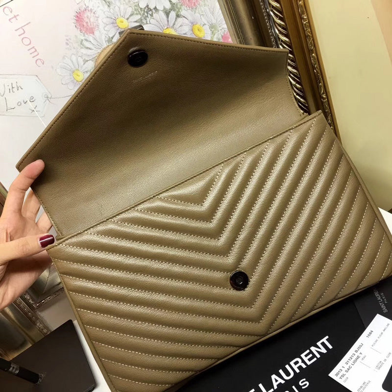 Amelia - YSL Bag - 3887