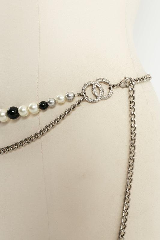 Ceinture argentée Chanel Printemps 2004