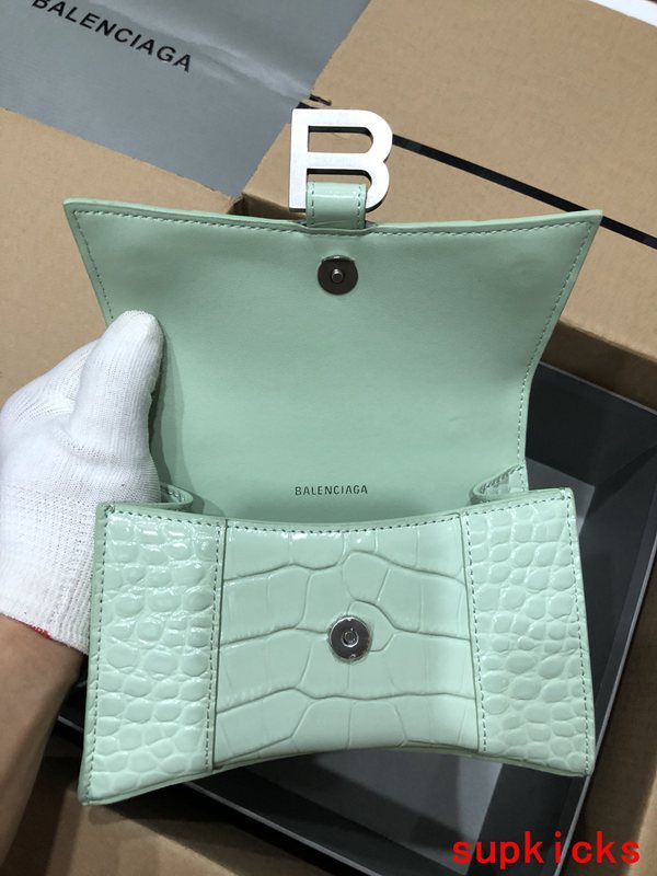 Amelia- BG Hourglass Bags - 120