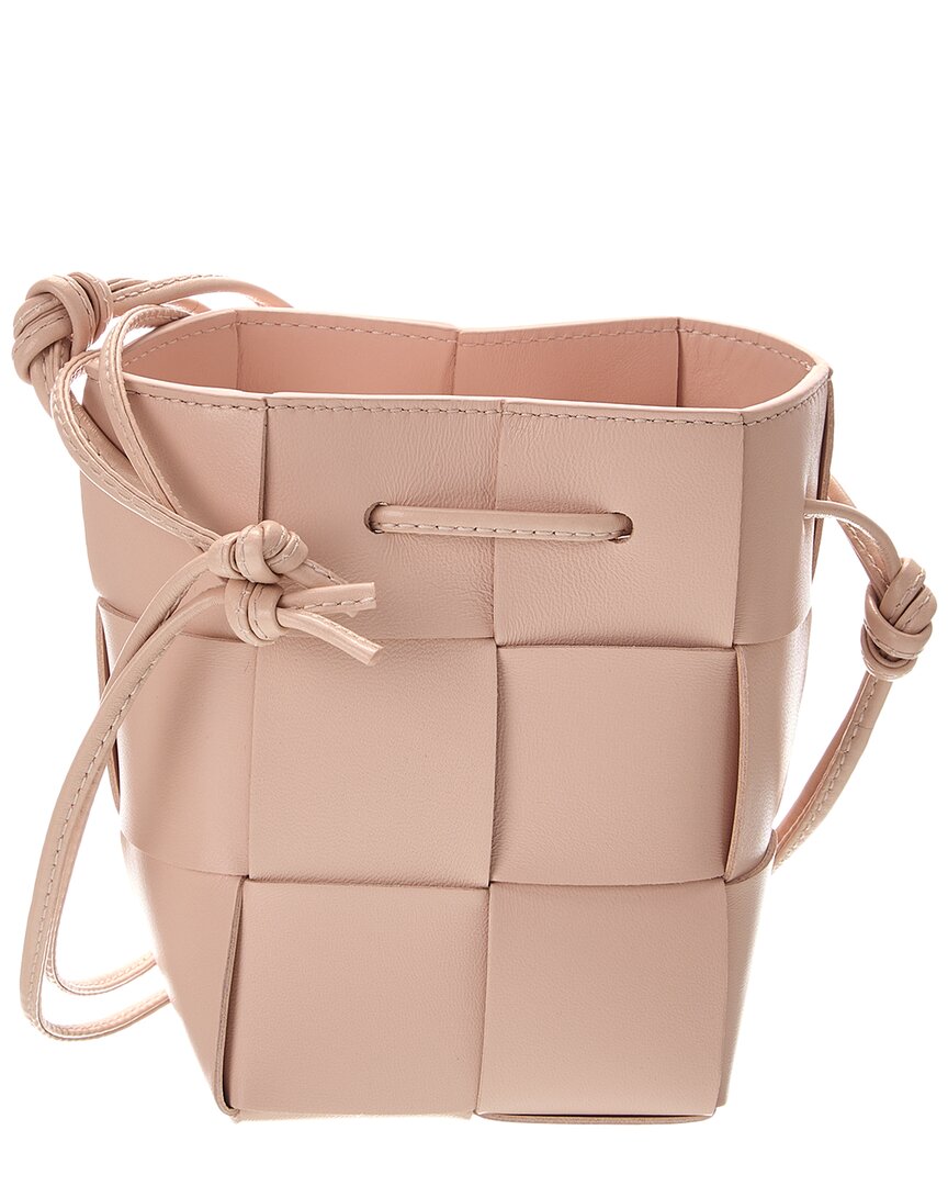 B V  - Cassette Mini Intrecciato Bucket Bag