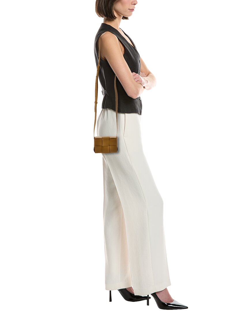 B V  - Cassette Leather Crossbody