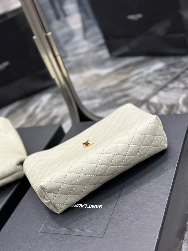 Amelia - YSL Bag - 2362
