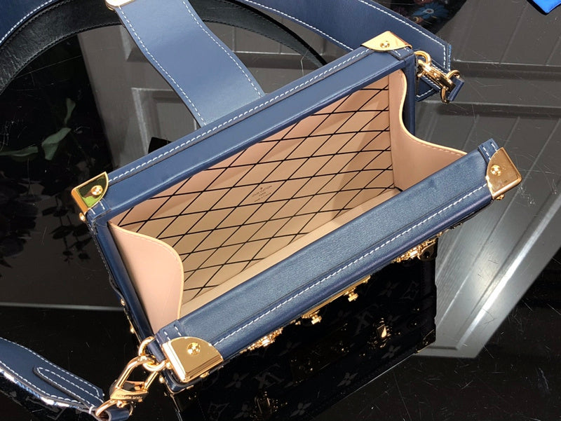 Fan Fashion Lu-Vi Bags - 16962