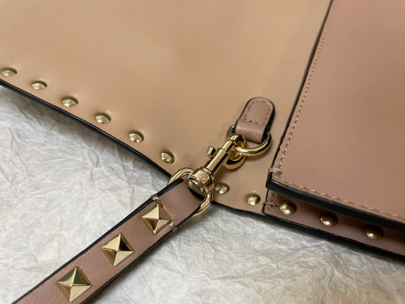 VAL LUXURY BAGS - FOR FASHION LOVERS  AFFORDABLE LUXURY BAGS- 674