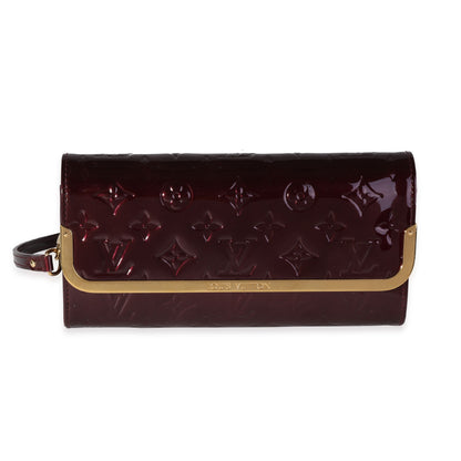 Louis Vuitton Louis Vuitton Amarante Monogram Vernis Rossmore MM Clutch