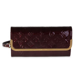 Louis Vuitton Louis Vuitton Amarante Monogram Vernis Rossmore MM Clutch