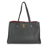 Louis Vuitton Louis Vuitton Black Grained Calf Leather Lockme Shopper
