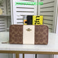 Amelia - CAH Wallet - 013
