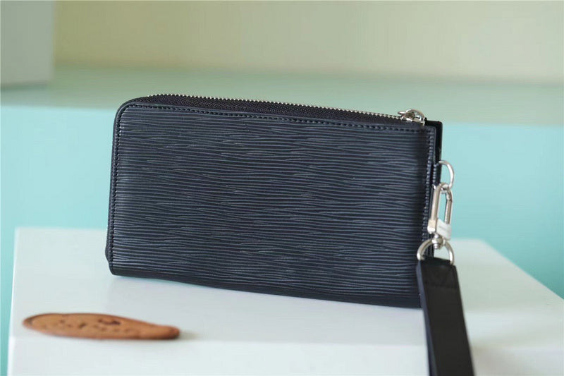 Fan Fashion Lu-Vi bags - 8879
