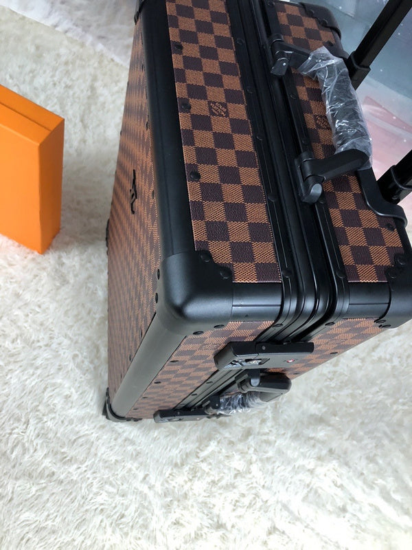 Fan Fashion Lu-Vi bags - 11403