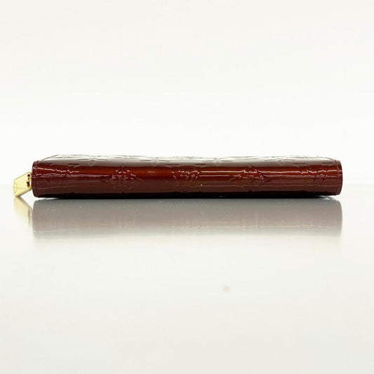 LOUIS VUITTON Zippy wallet