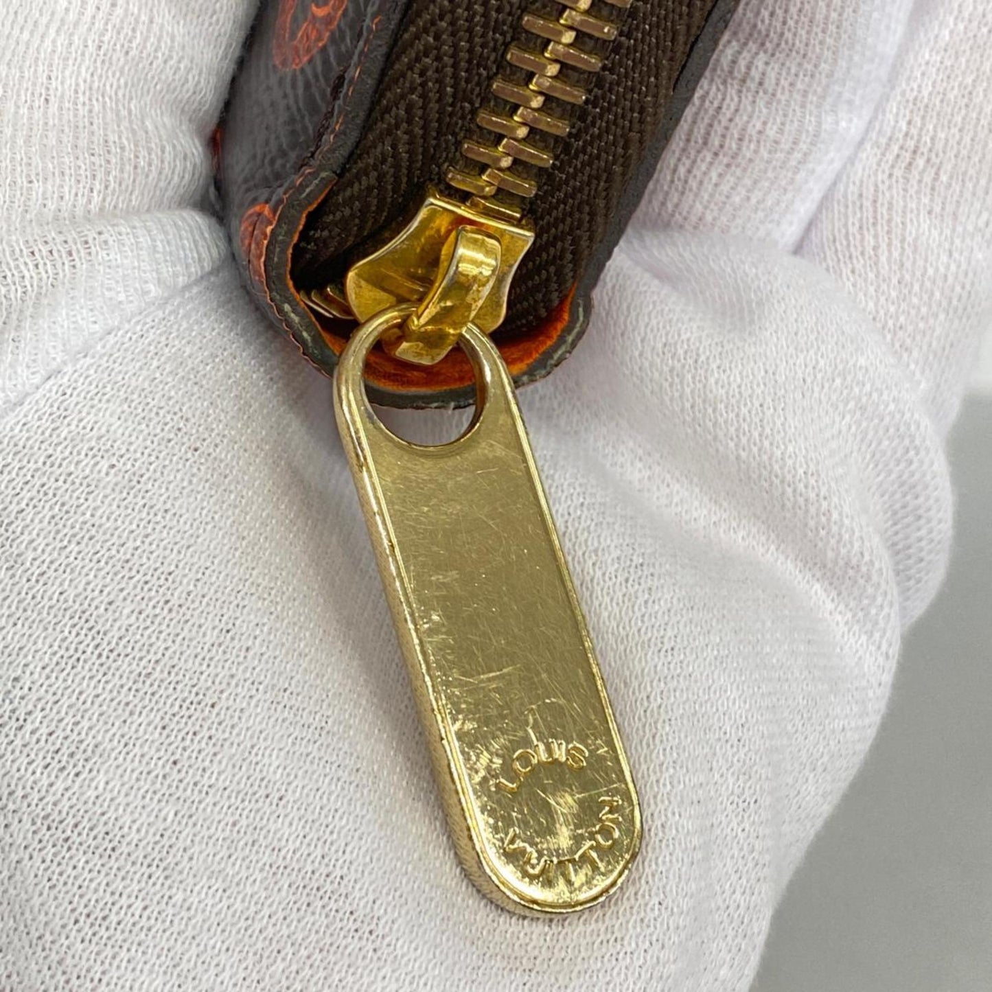 LOUIS VUITTON Zippy wallet