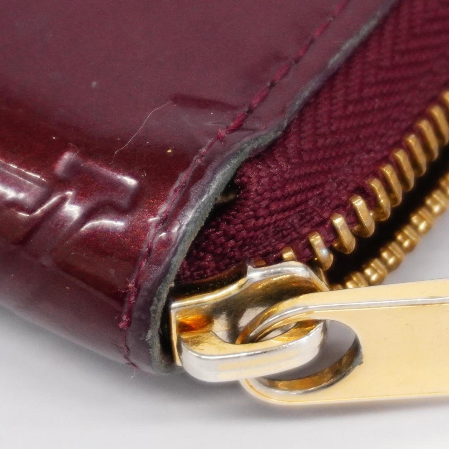 LOUIS VUITTON Zippy wallet