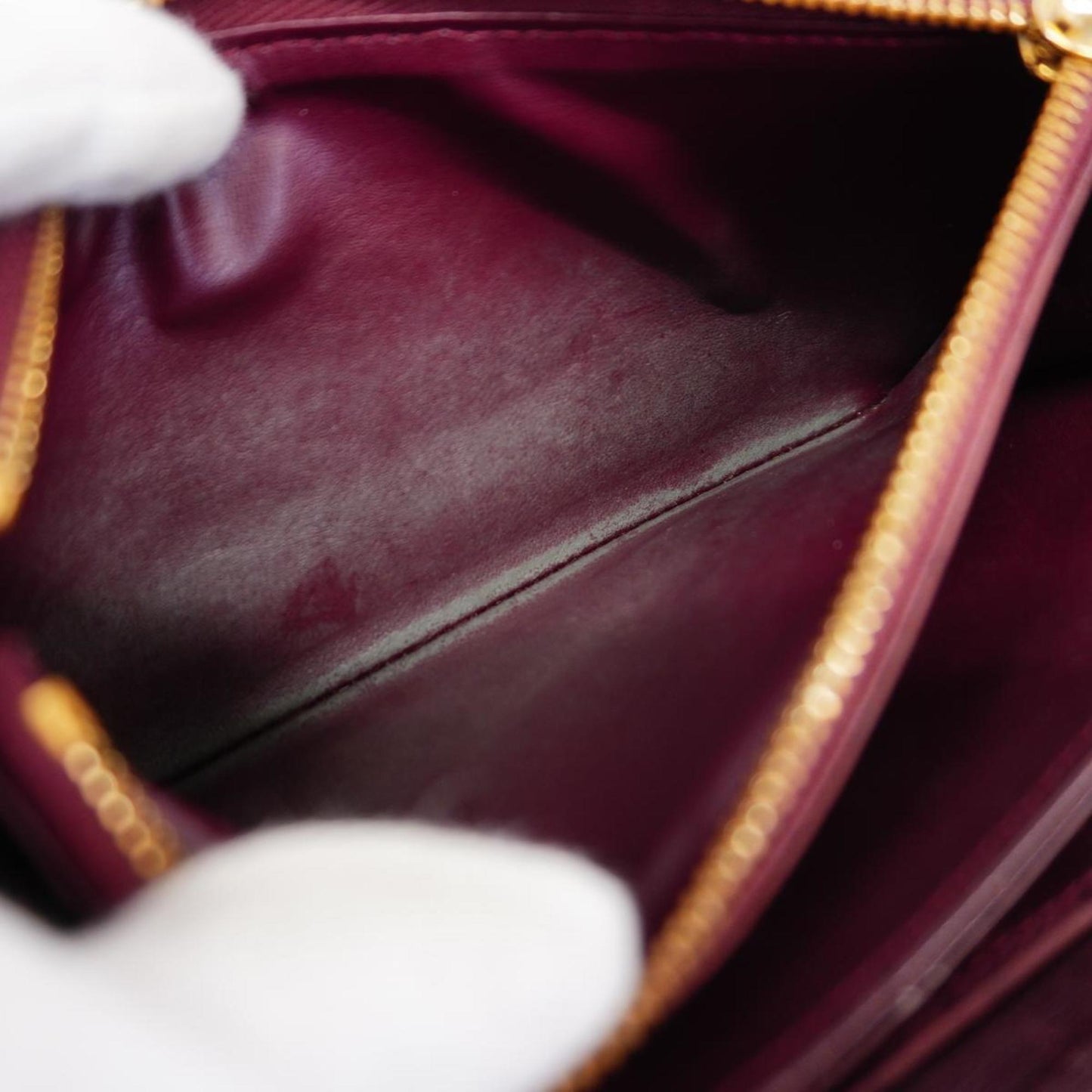 LOUIS VUITTON Zippy wallet