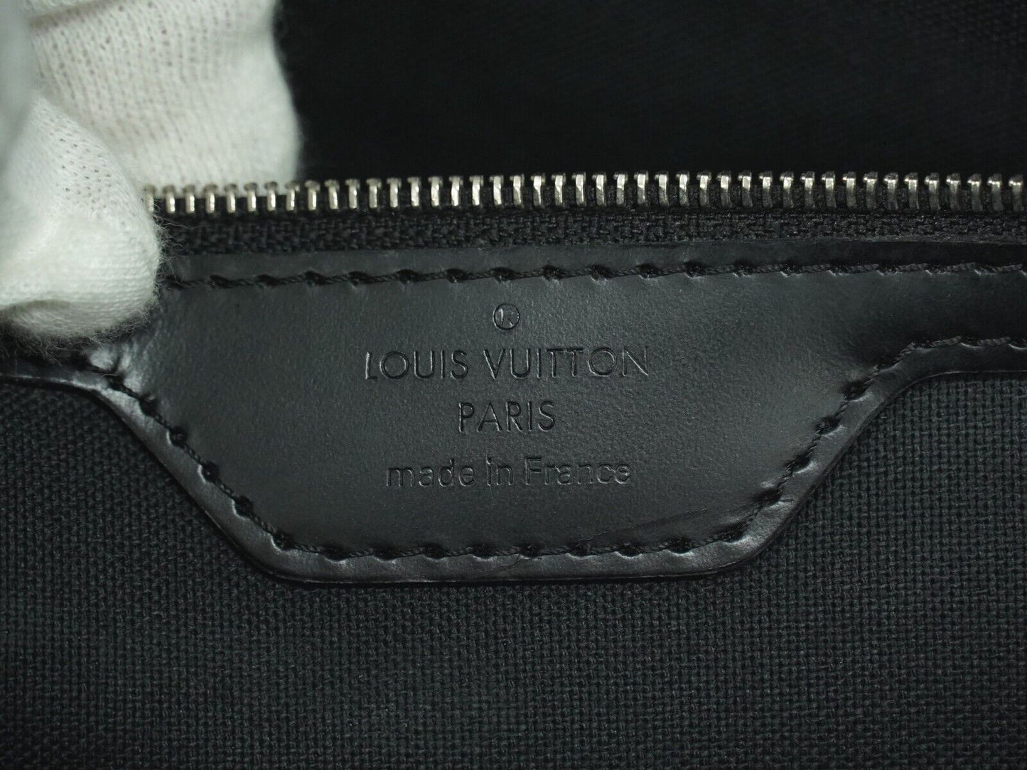 LOUIS VUITTON yoon Briefcases & Attaches