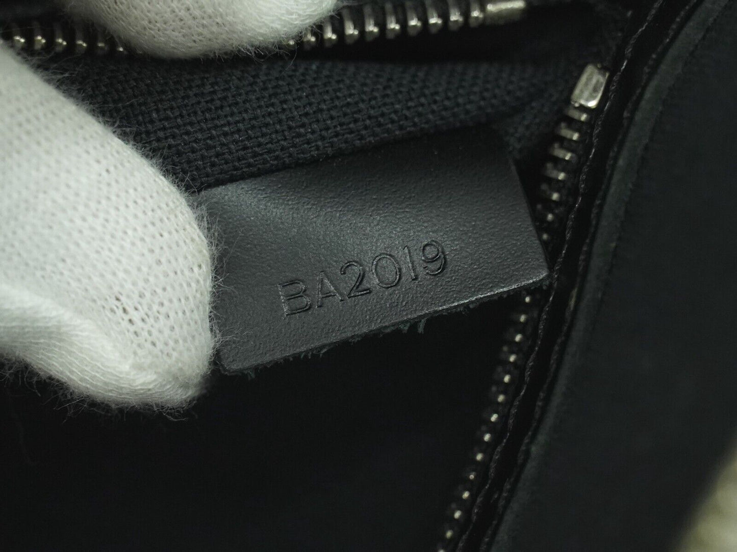 LOUIS VUITTON yoon Briefcases & Attaches
