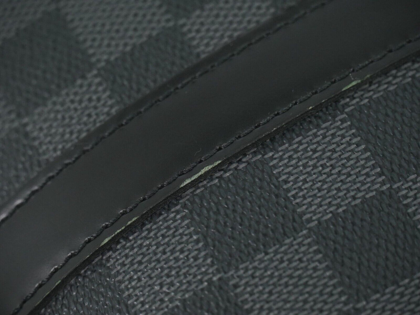 LOUIS VUITTON yoon Briefcases & Attaches