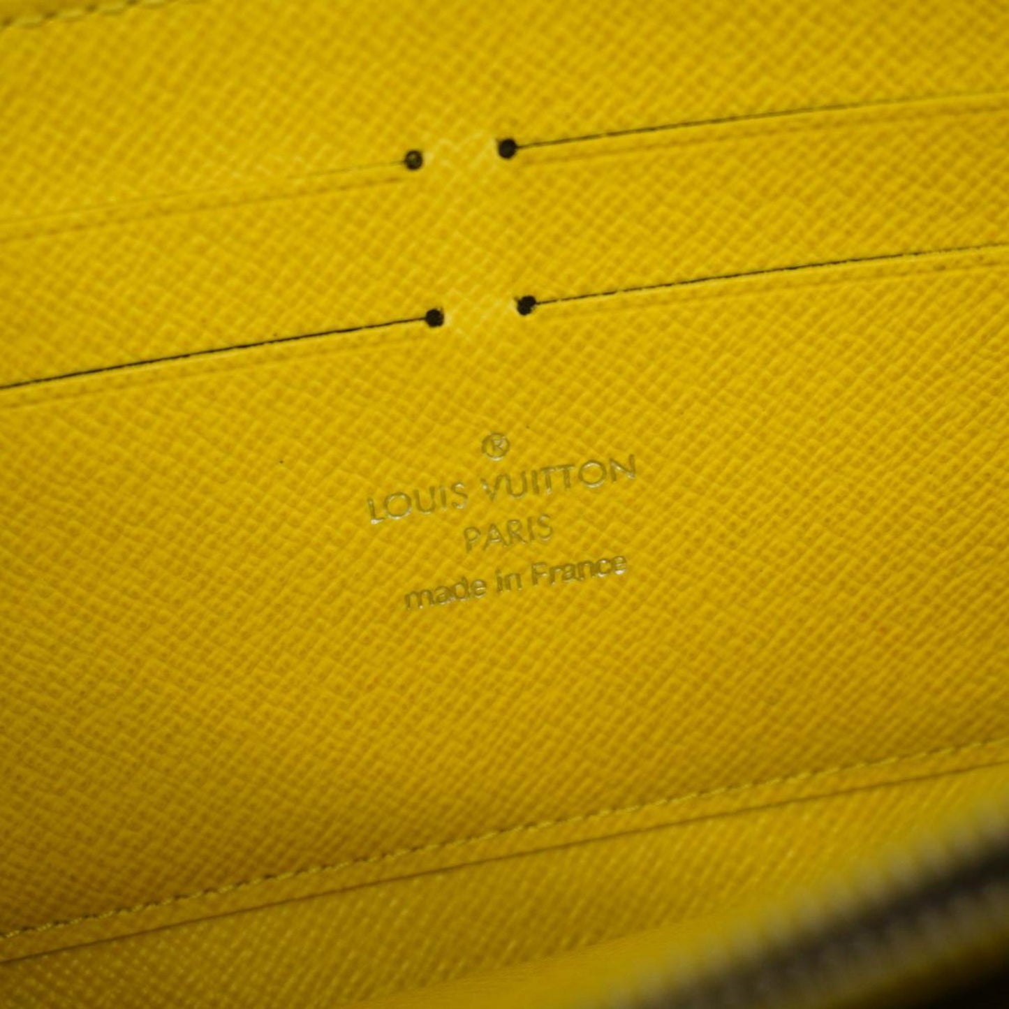LOUIS VUITTON Zippy wallet
