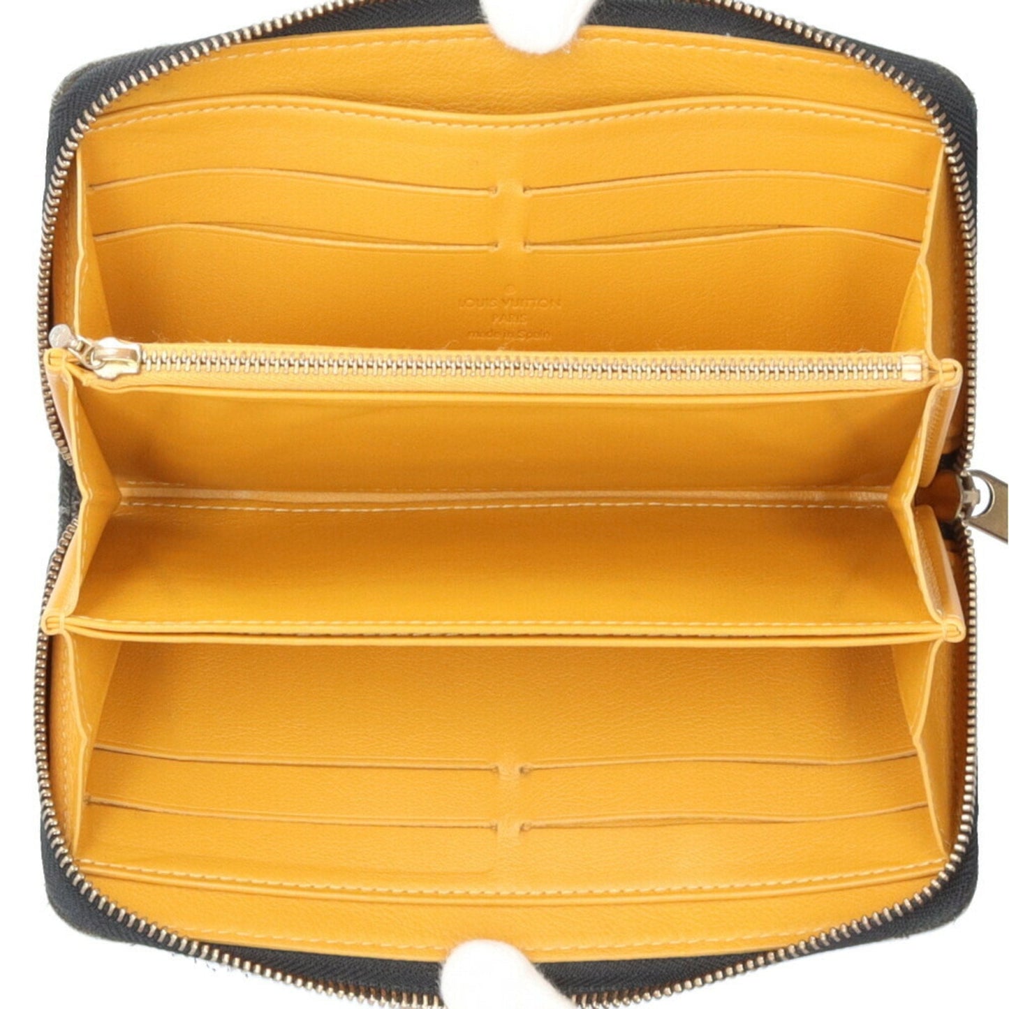 LOUIS VUITTON Zippy wallet