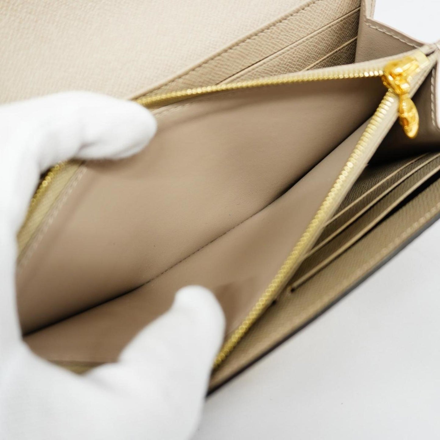 LOUIS VUITTON Twist Wallet