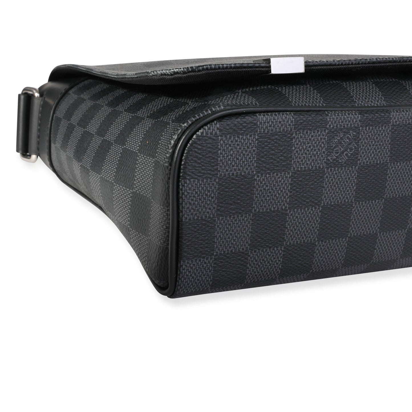 Louis Vuitton Louis Vuitton Damier Graphite District Messenger MM