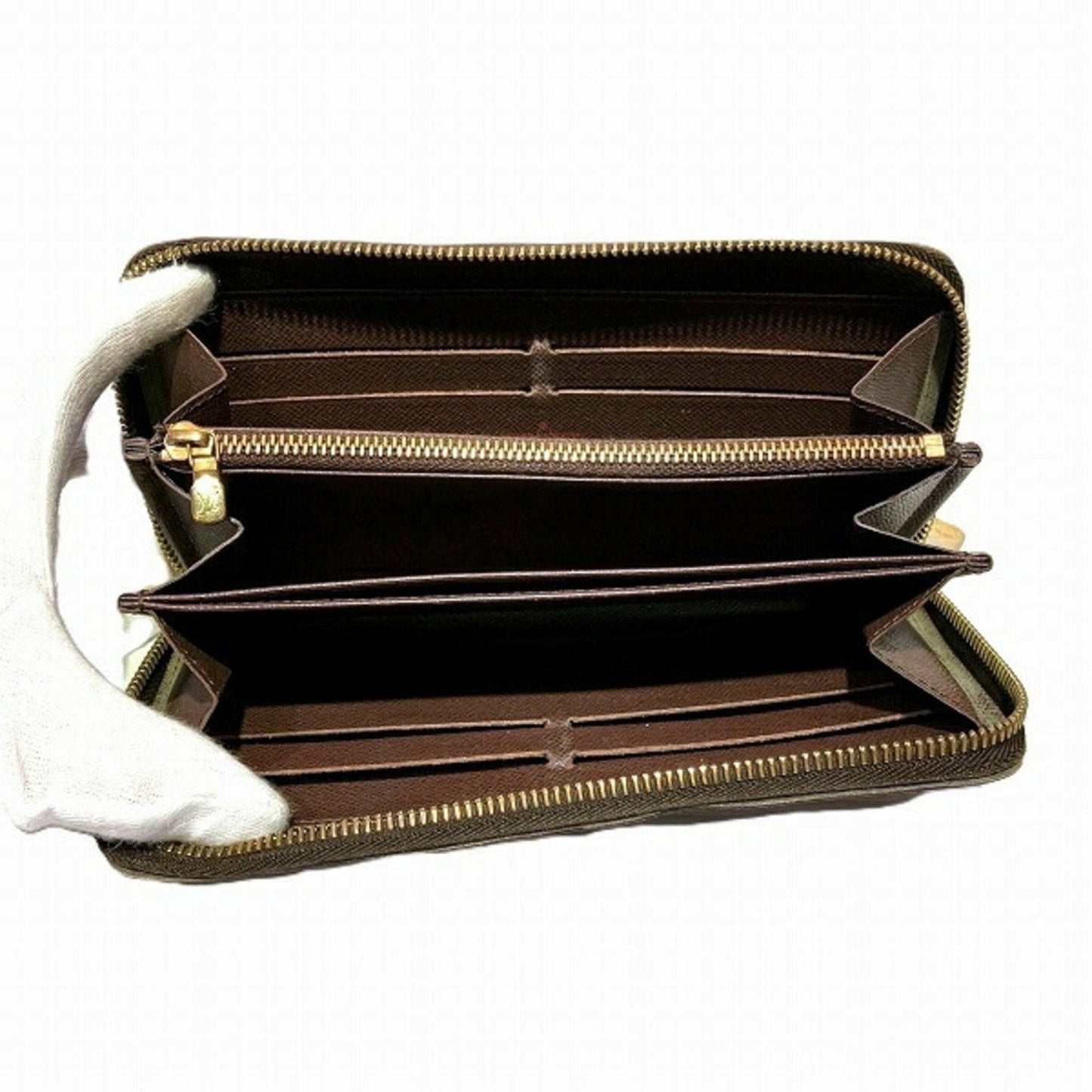 LOUIS VUITTON Zippy wallet