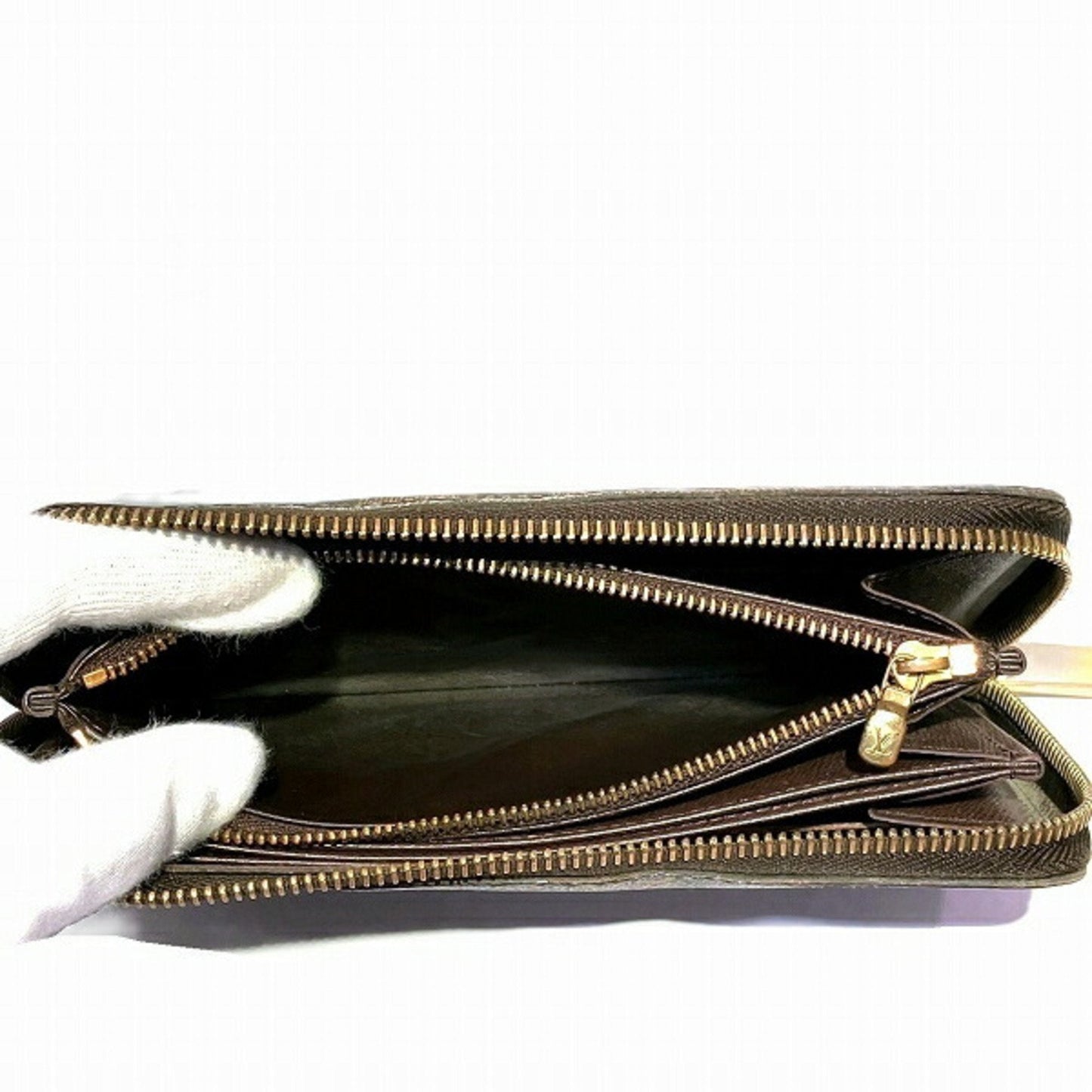 LOUIS VUITTON Zippy wallet