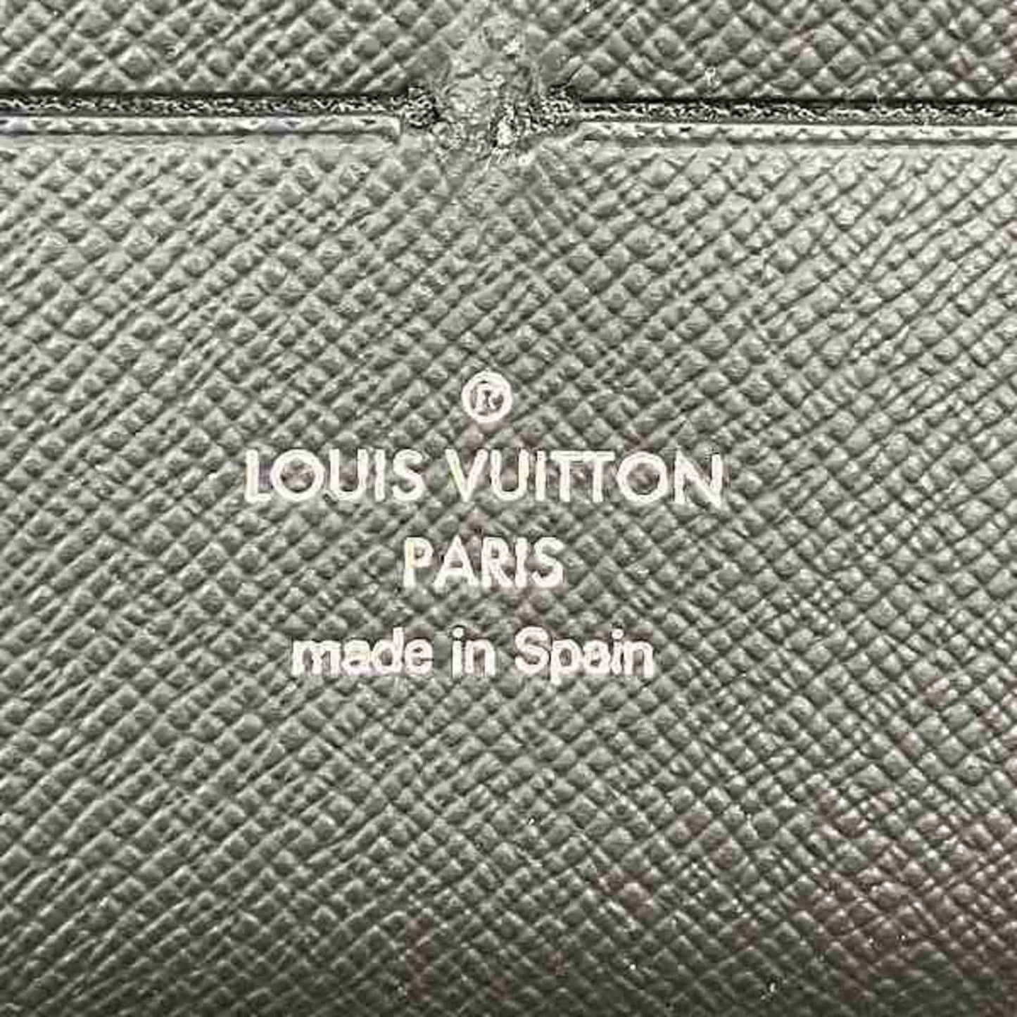 LOUIS VUITTON Zippy organizer Wallet