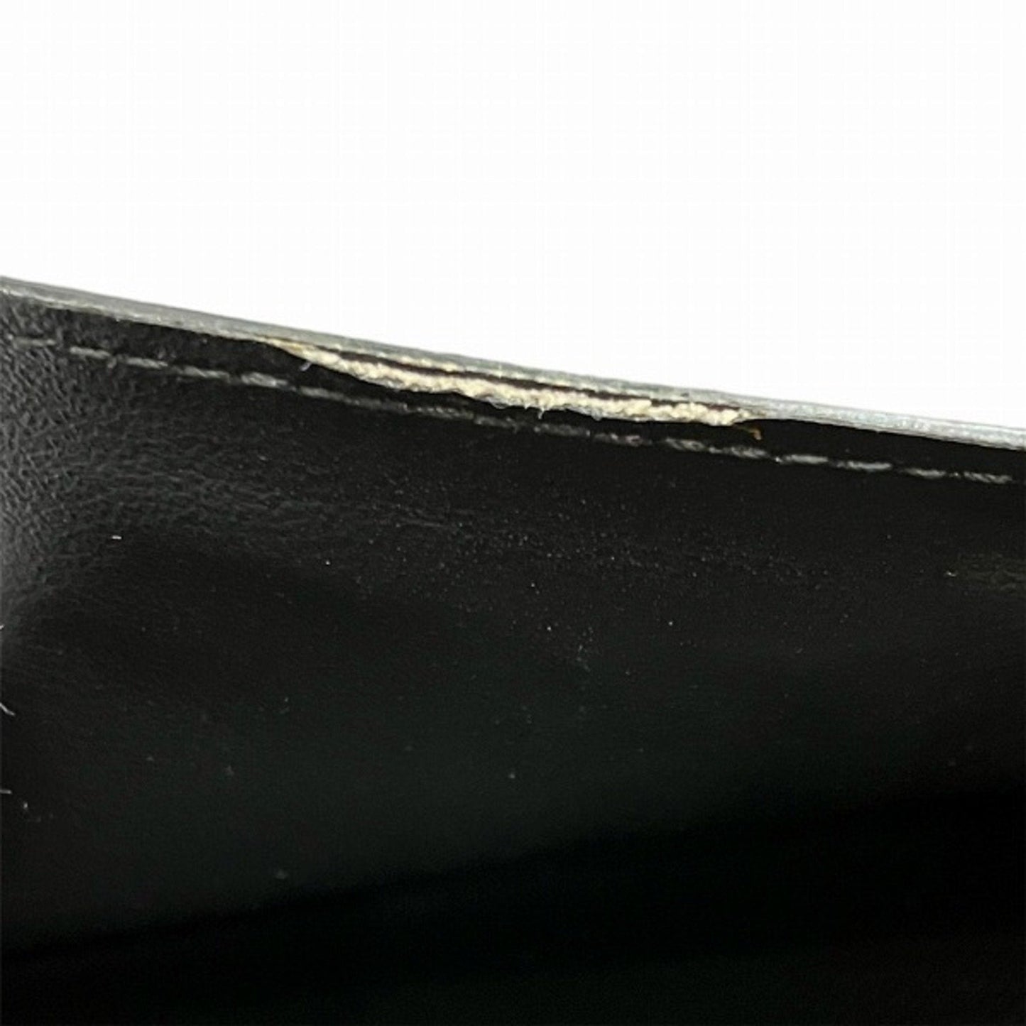 LOUIS VUITTON Zippy Wallet Vertical