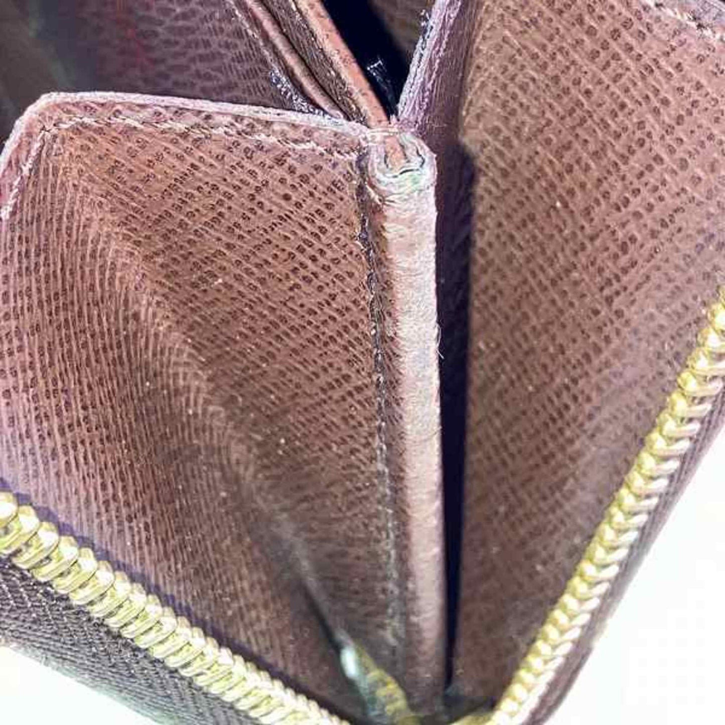 LOUIS VUITTON Zippy coin purse Wallet