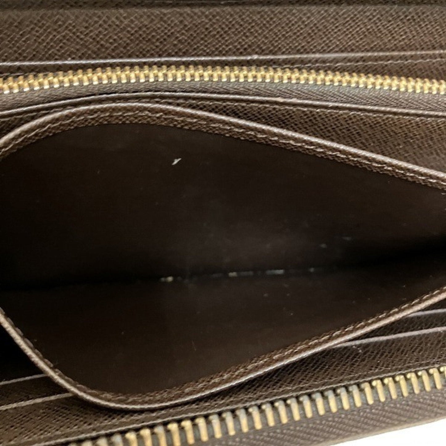 LOUIS VUITTON Zippy wallet