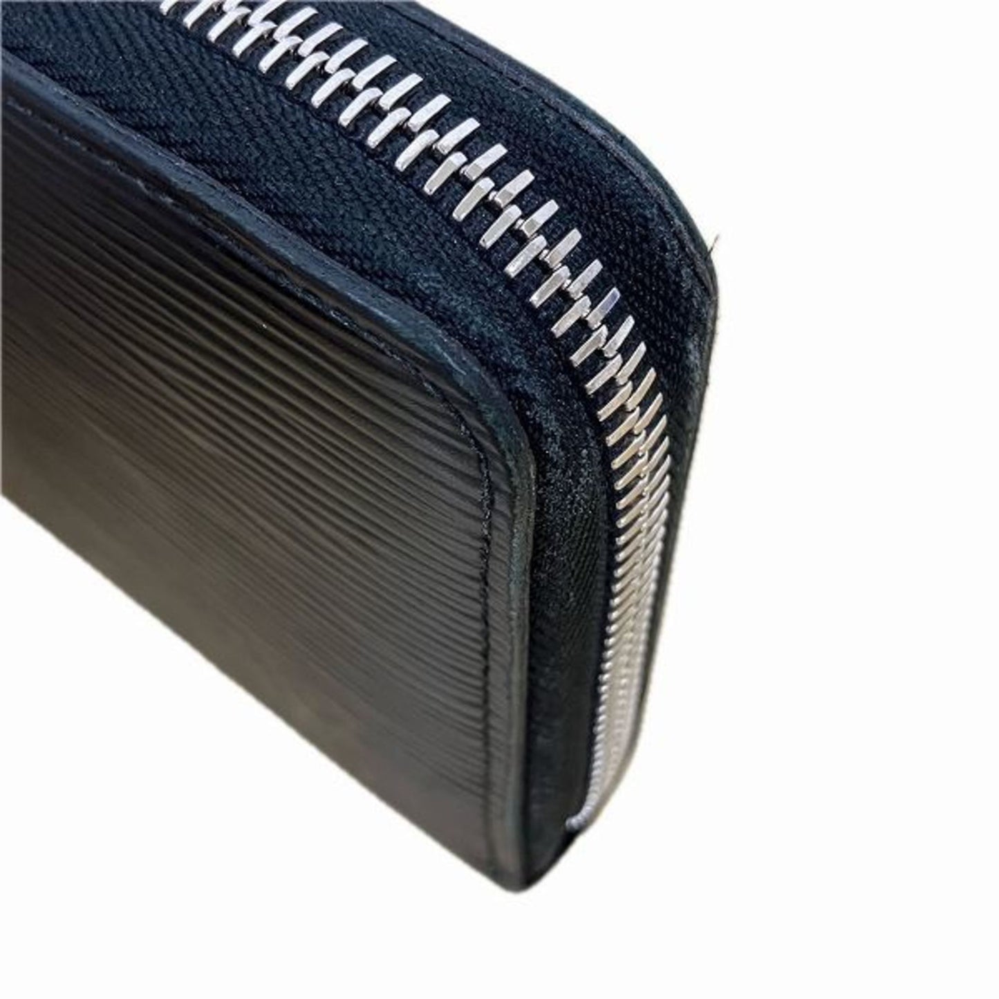 LOUIS VUITTON Zippy wallet