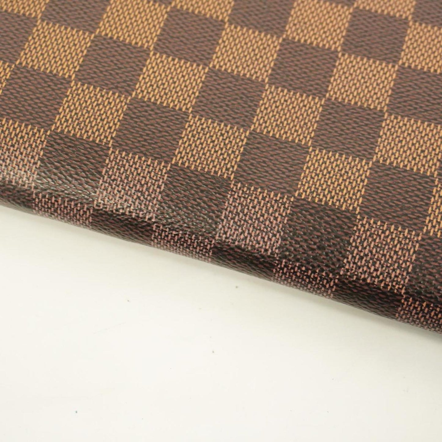 LOUIS VUITTON Zippy wallet