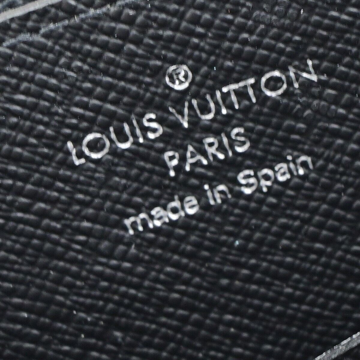 LOUIS VUITTON Zippy XL Wallet