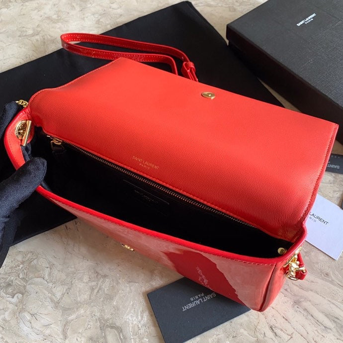 Amelia - YSL Bag - 3714