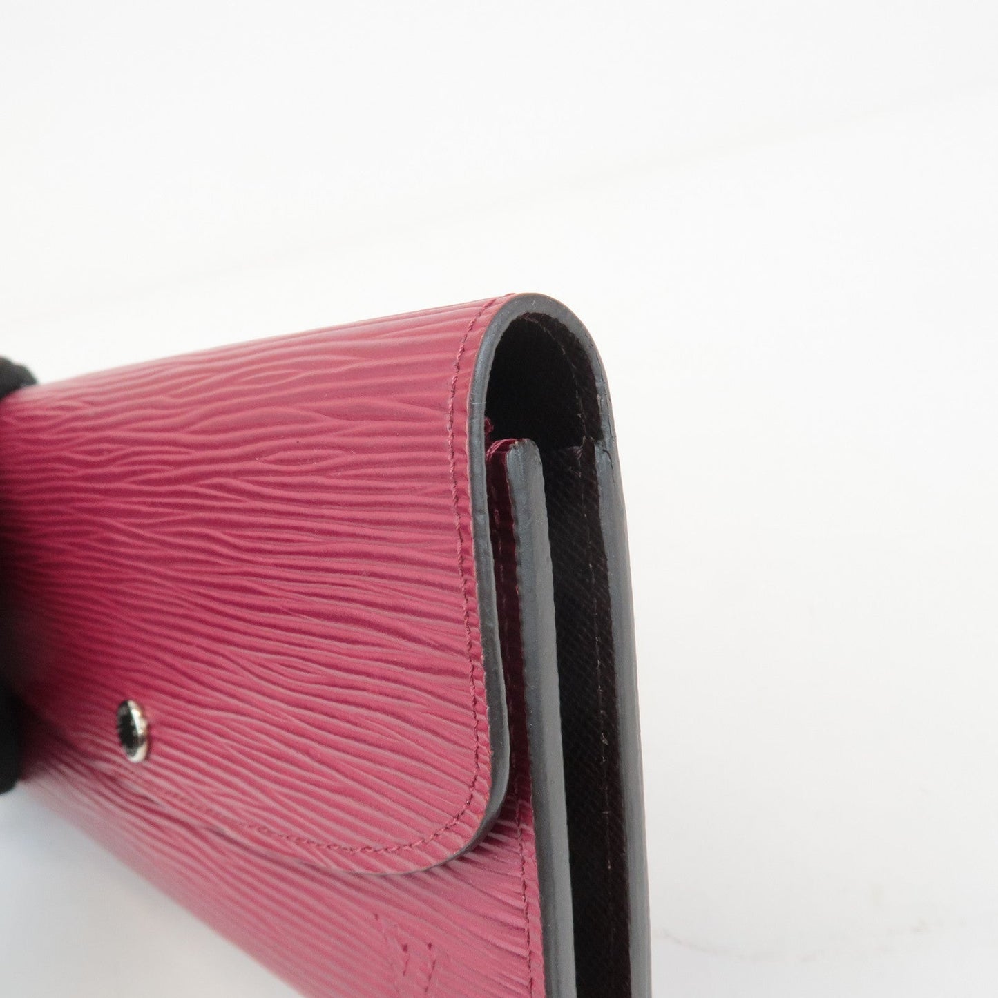 Louis Vuitton Epi Portefeuille Emily Wallet Fuchisa M60851
