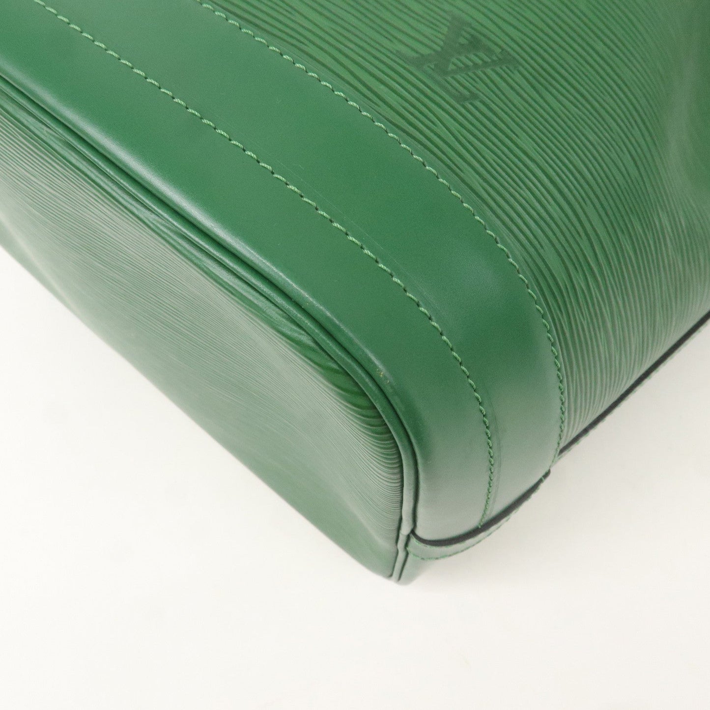 Louis Vuitton Epi Noe Shoulder Bag Borneo Green M44007