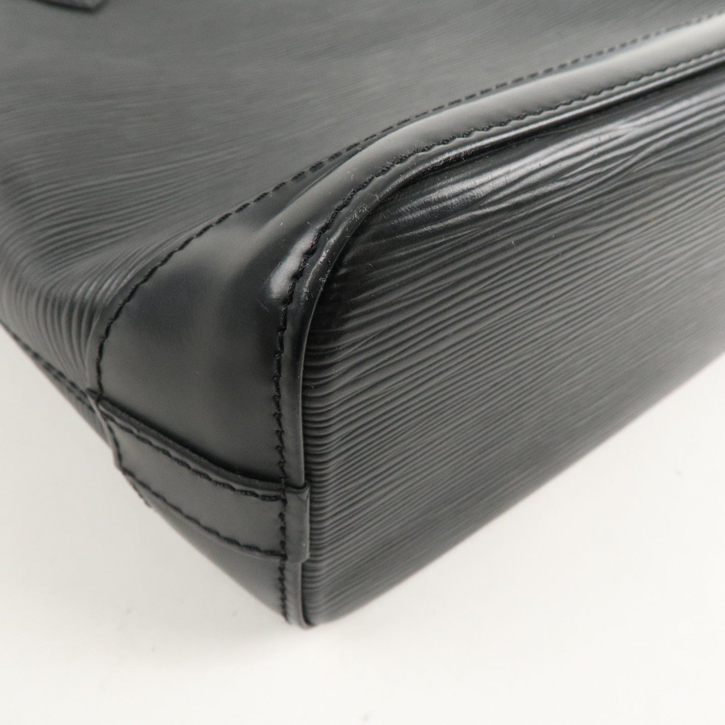 Louis Vuitton Epi Leather Lock It Hand Bag Noir M42292