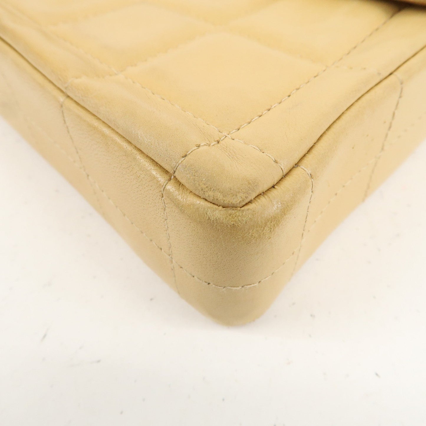 CHANEL Chocolate Bar Lamb Skin Chain Shoulder Bag Beige A15316