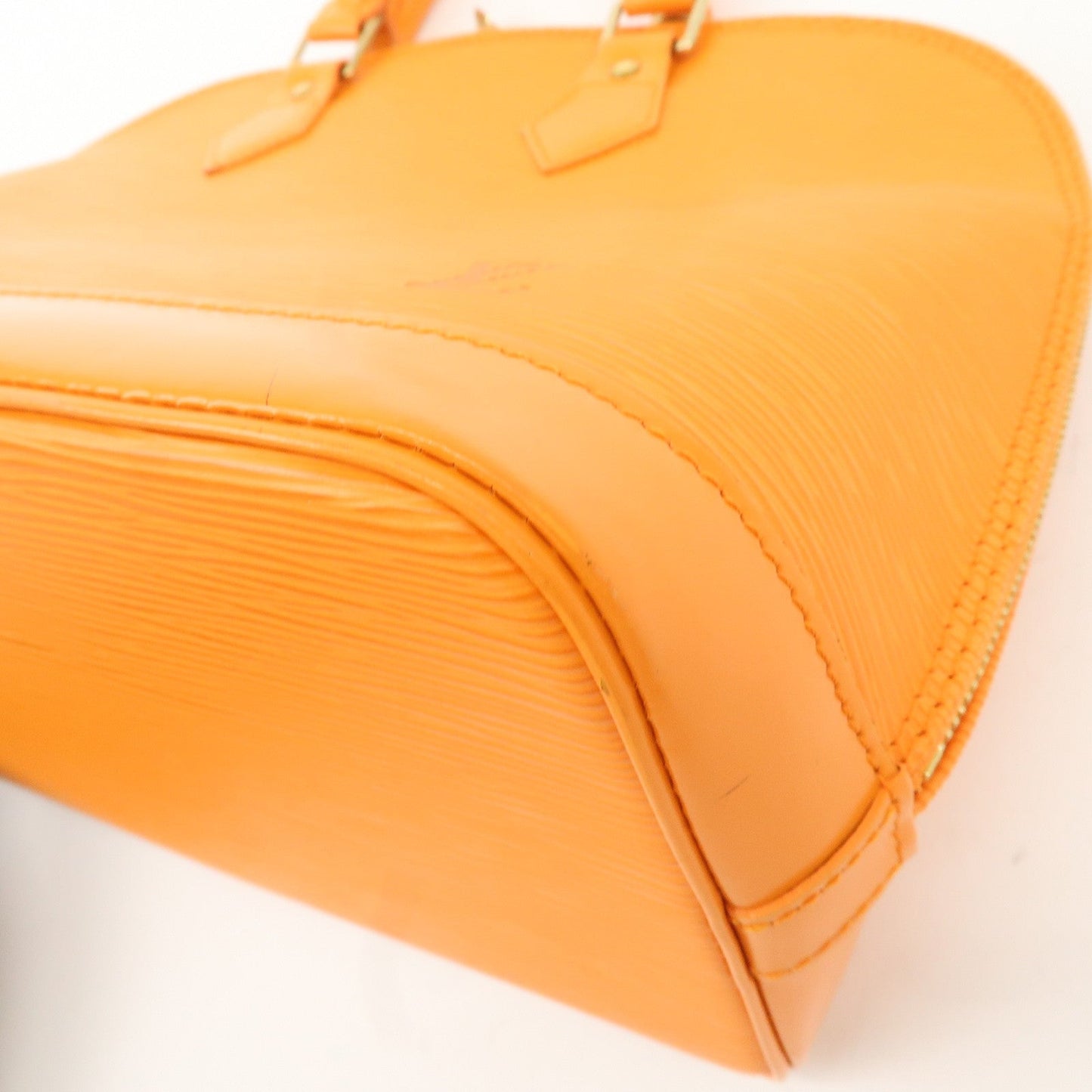 Louis Vuitton Epi Alma Hand Bag Mandarin Orange M5124H