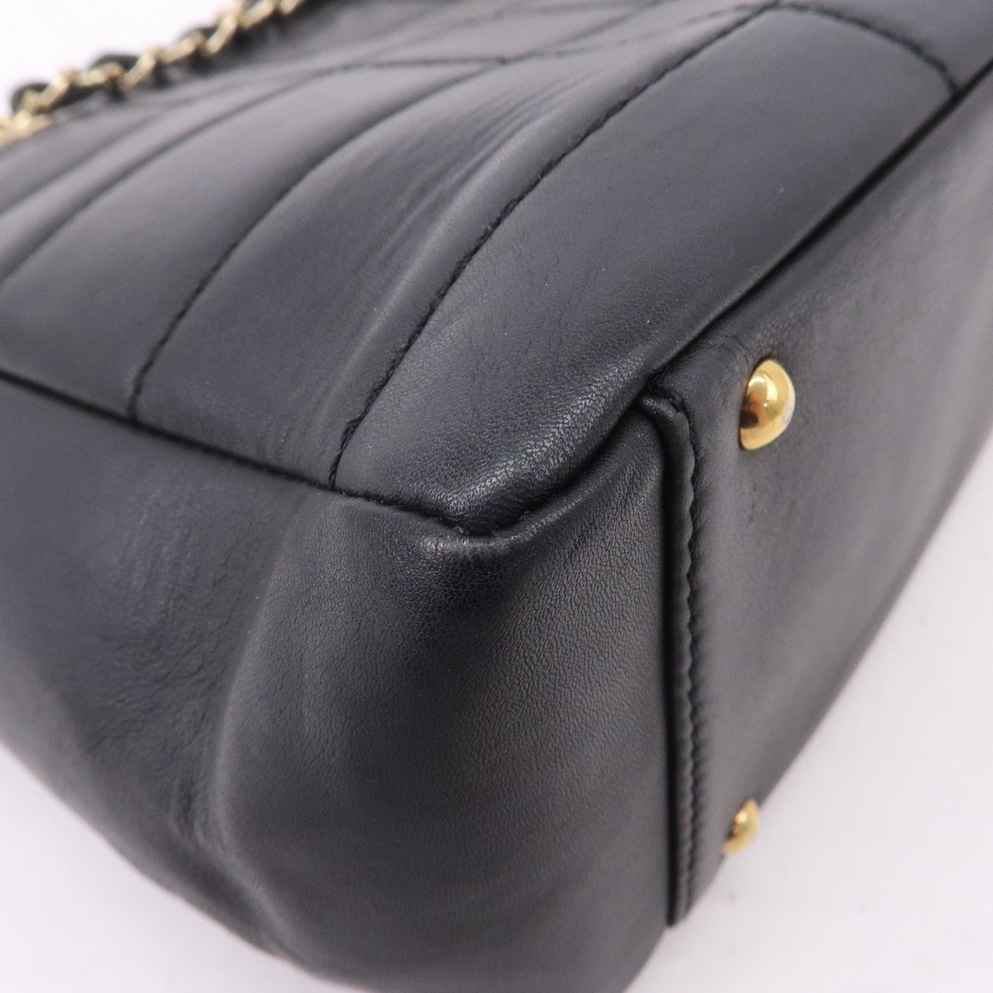 CHANEL Chocolate Bar Lamb Skin Chain Tote Bag Black A17859