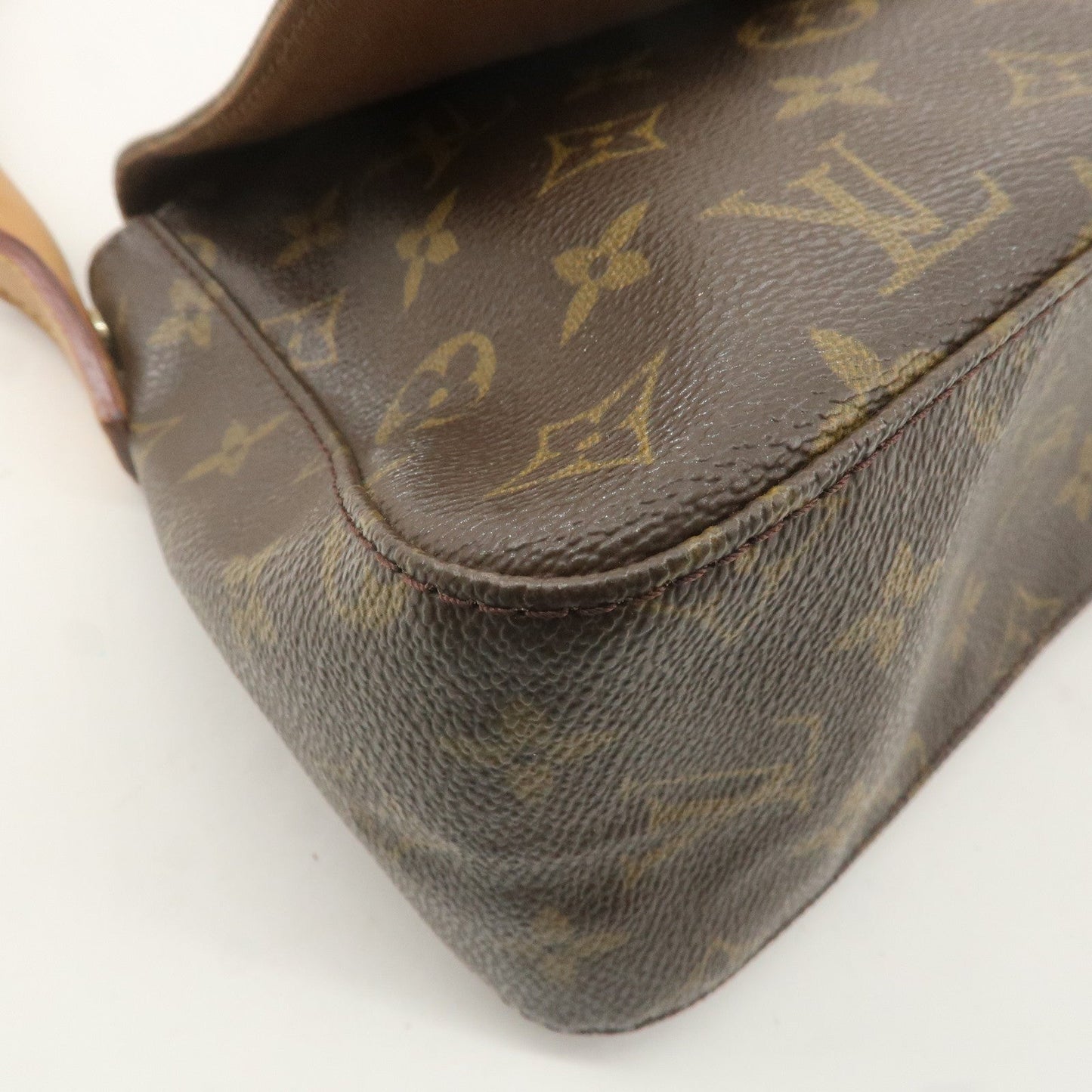 Louis Vuitton Monogram Mini Looping Shoulder Bag Hand Bag M51147