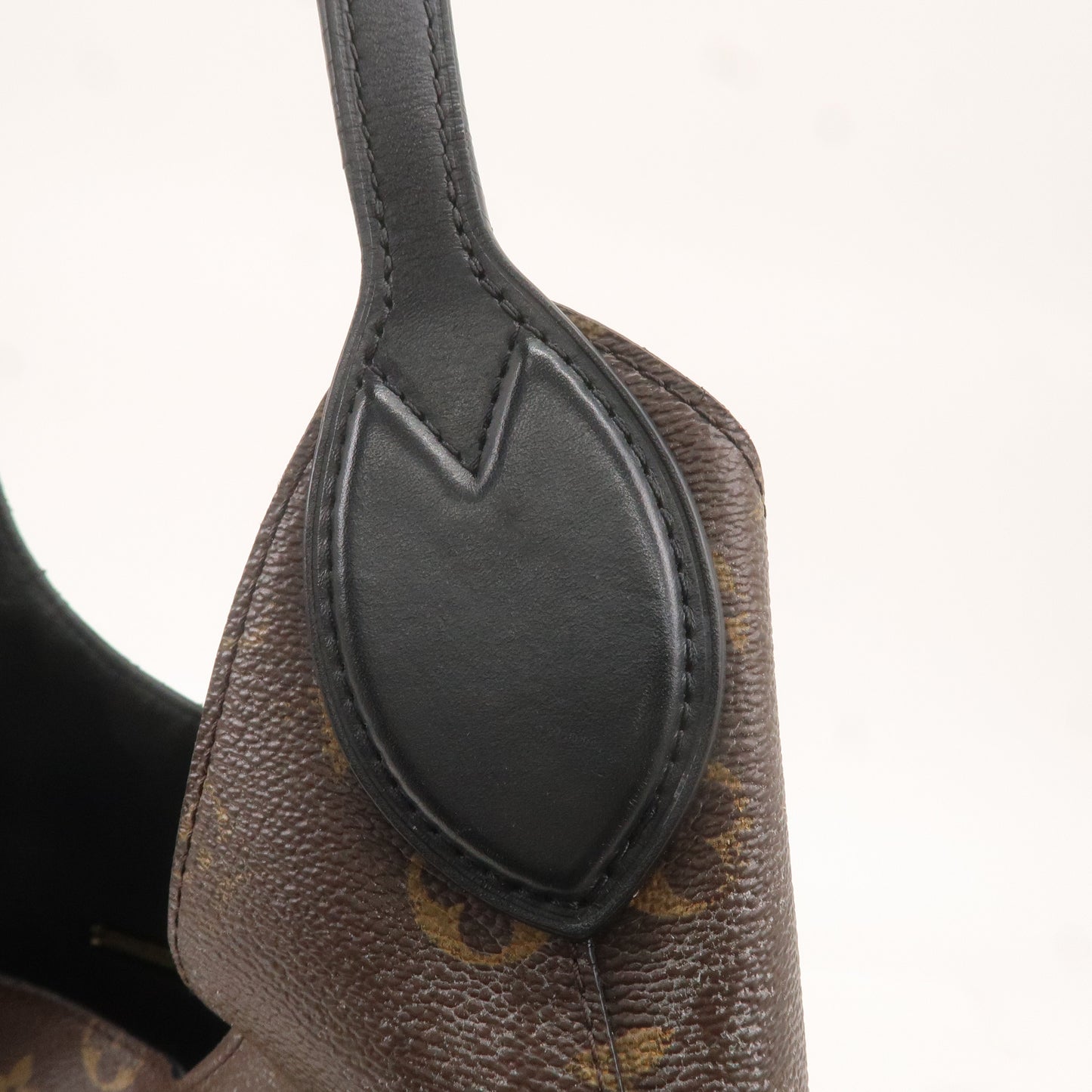 Louis Vuitton Monogram Flower Hobo Shoulder Bag Brown M43545