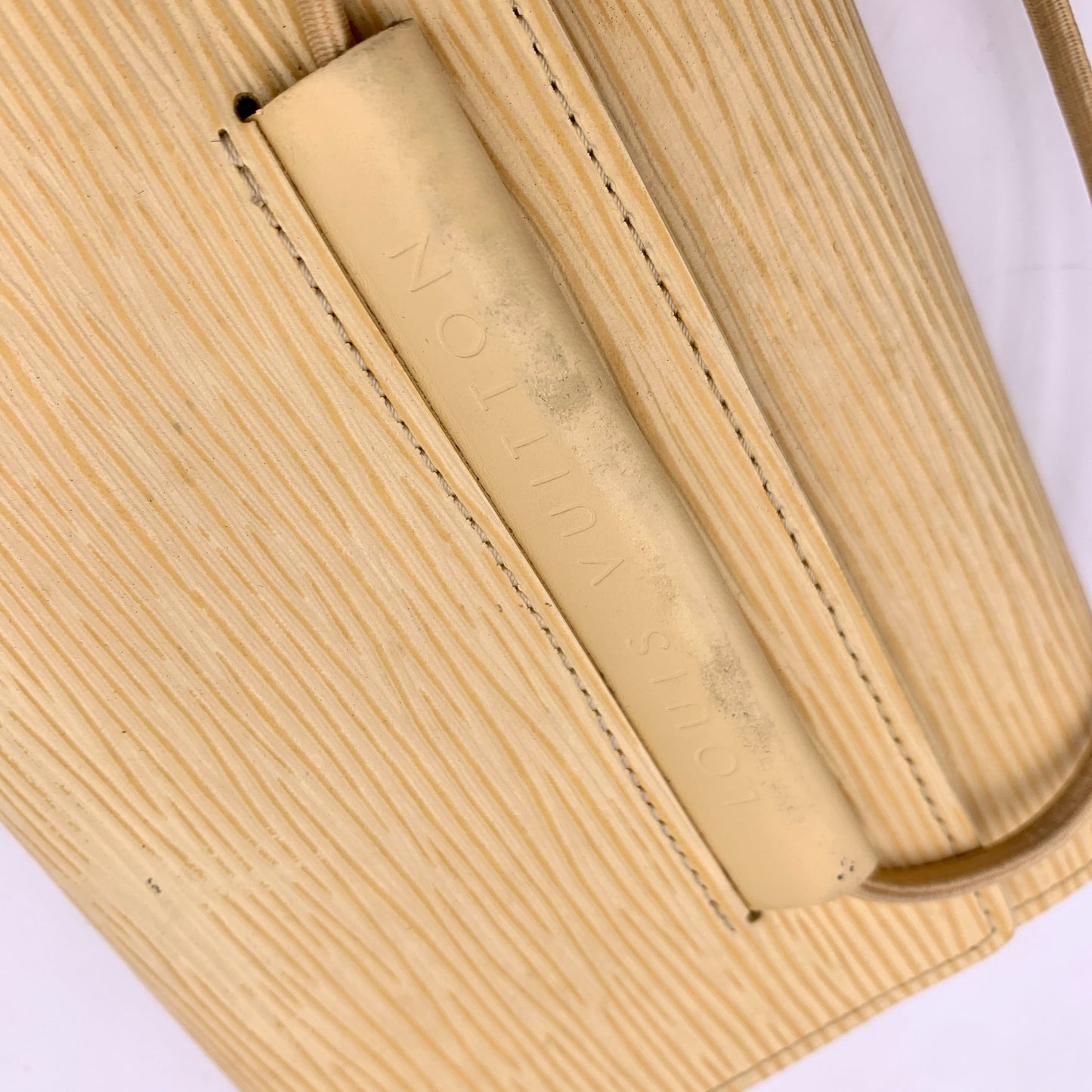LOUIS VUITTON   Beige Vanilla Epi Leather Elastic Trifold Wallet