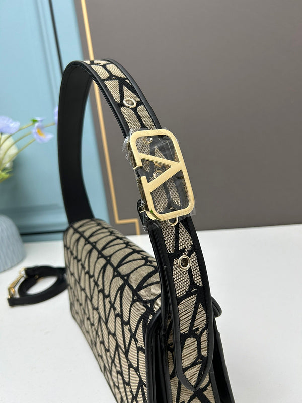 Amelia's Bag Gallery - VEL Bags - 166