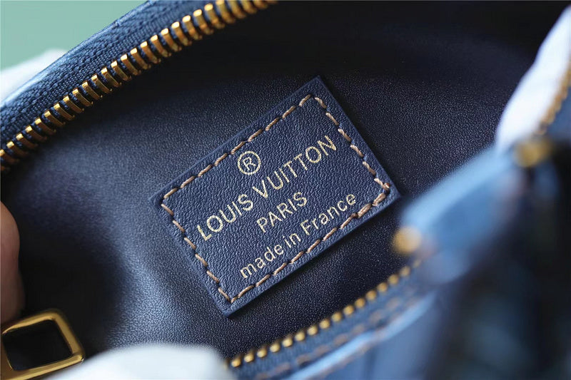 Fan Fashion Lu-Vi bags - 11245