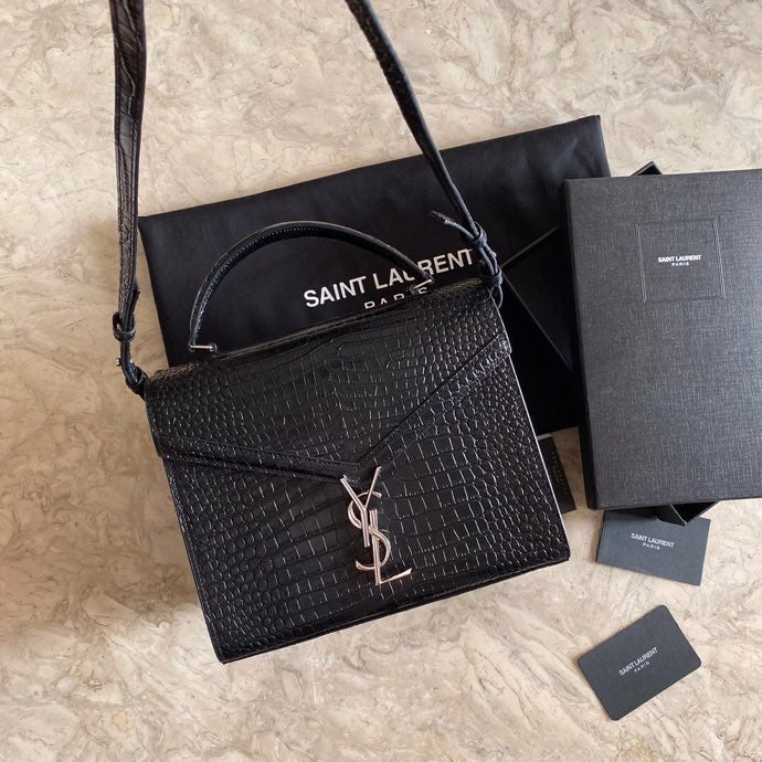Amelia - YSL Bag - 3781
