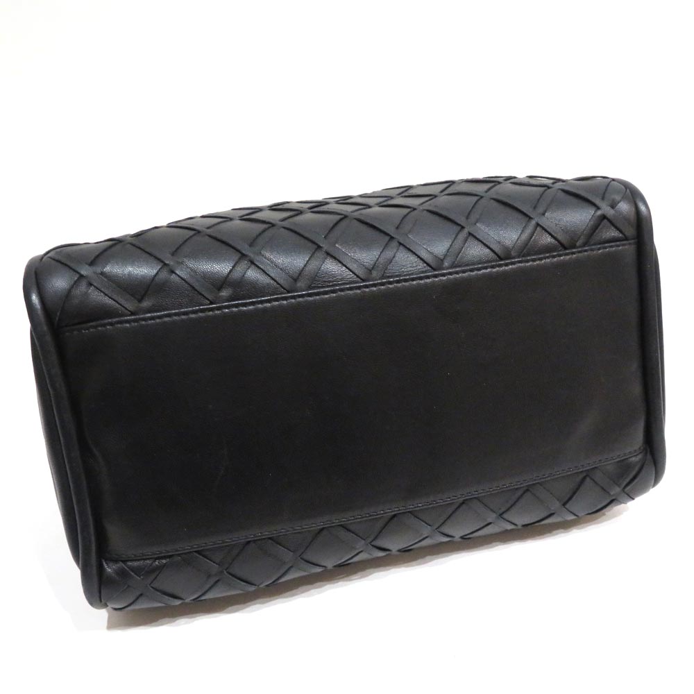Chanel Intre Leather Chain Shoulder Bag A Rank Black