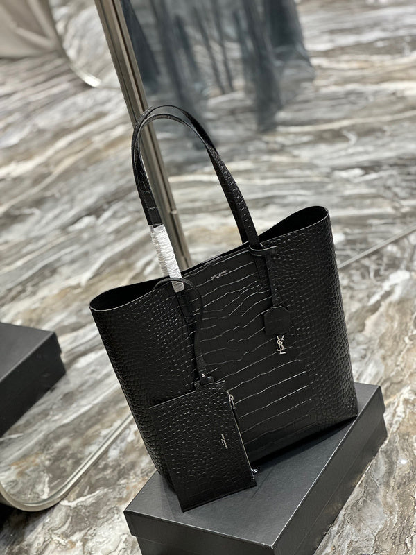 Amelia - YSL Bag - 3951